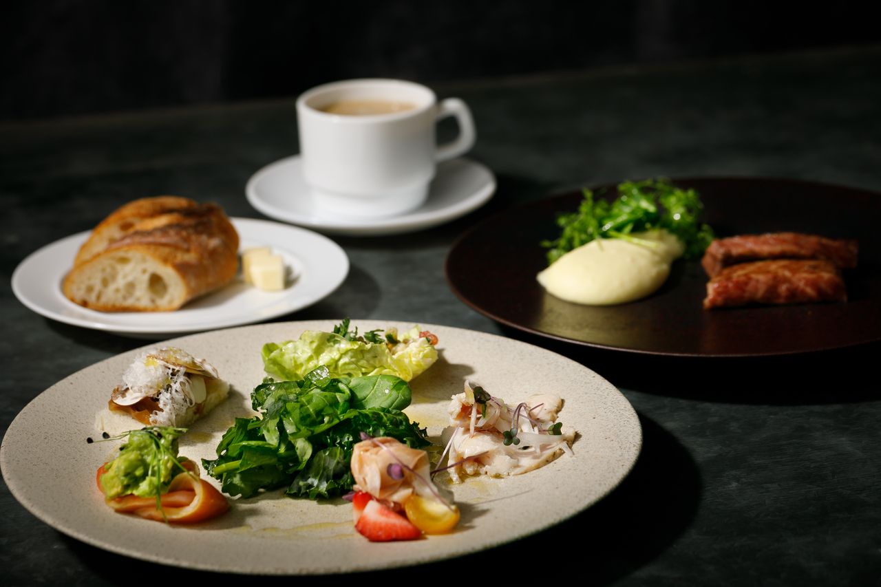 [Dinner] Aged Wagyu Beef Teppanyaki Course TAKUMI