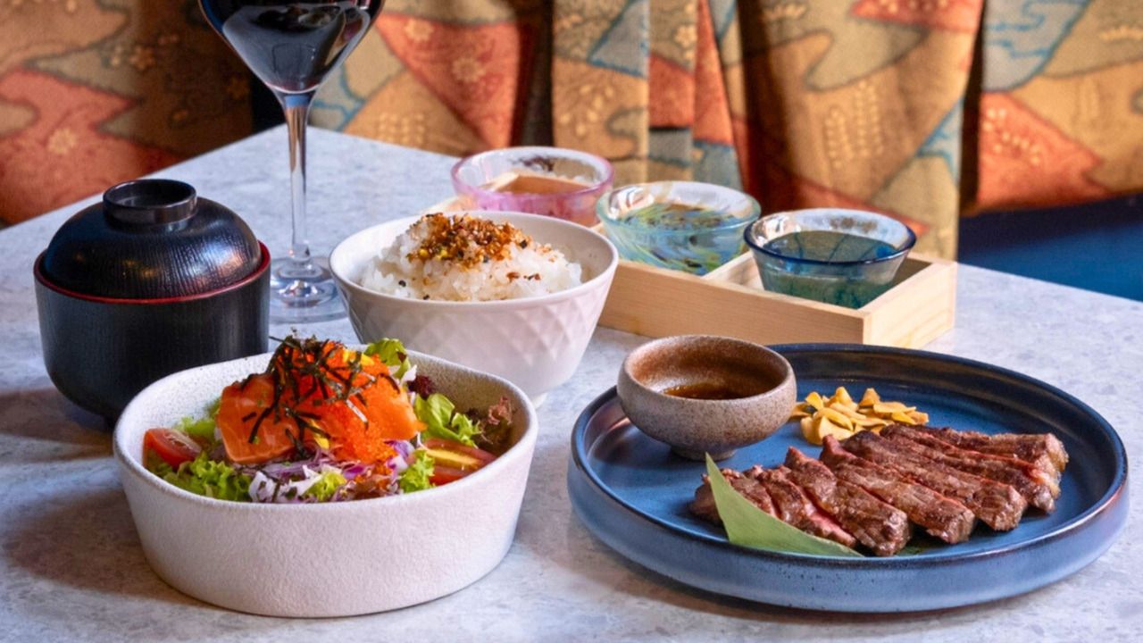 Lunch Set / À la Carte