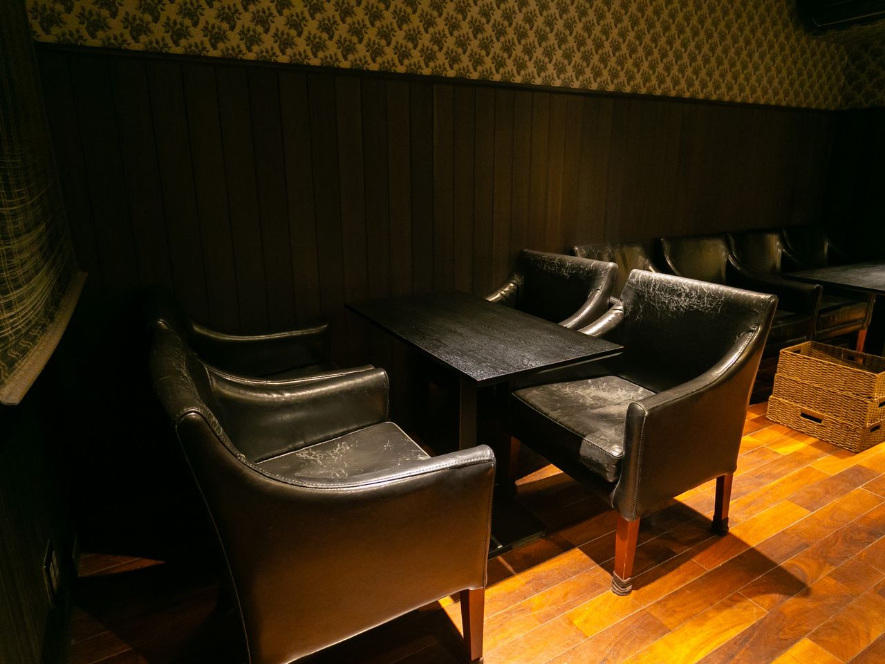 ការកក់កៅអីតែប៉ុណ្ណោះ