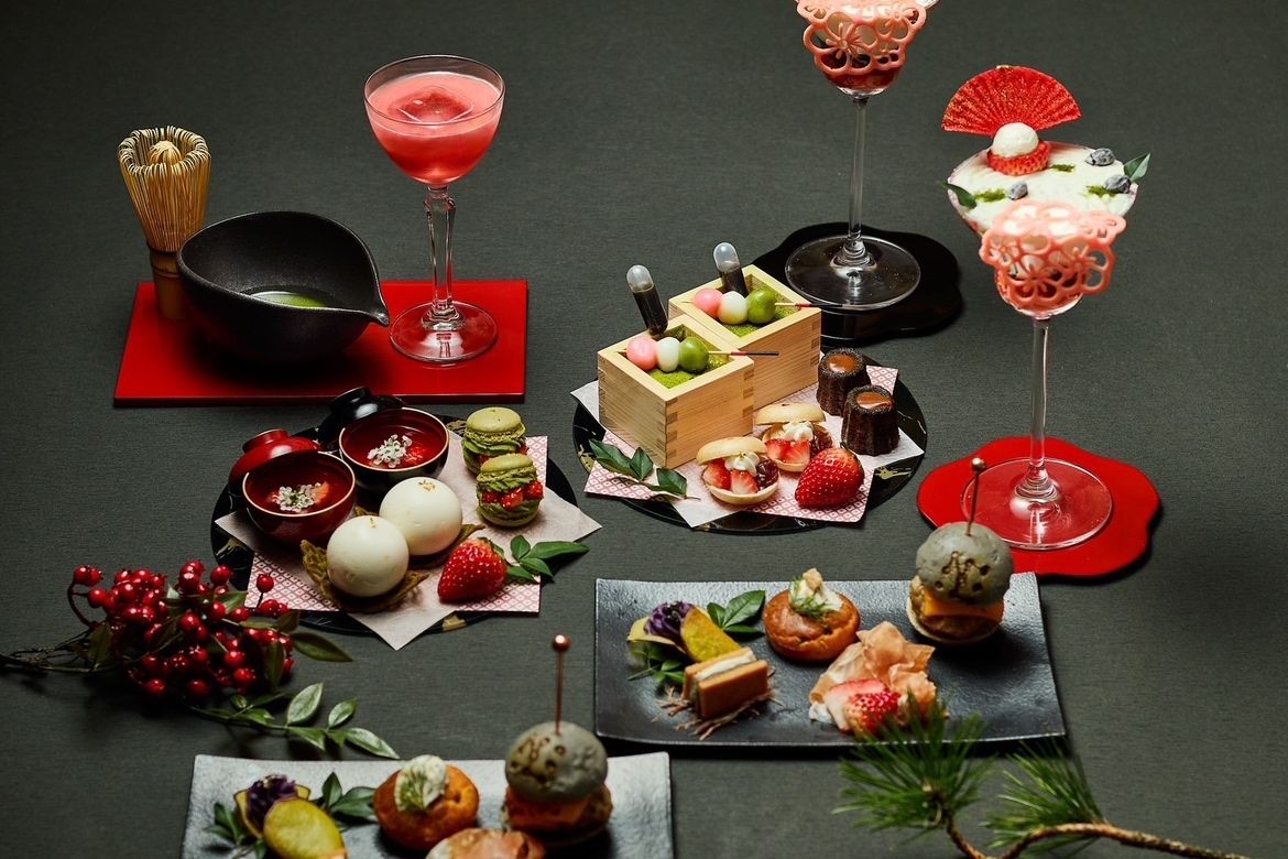 【平日ランチ/カフェ】新春和苺アフタヌーンティー