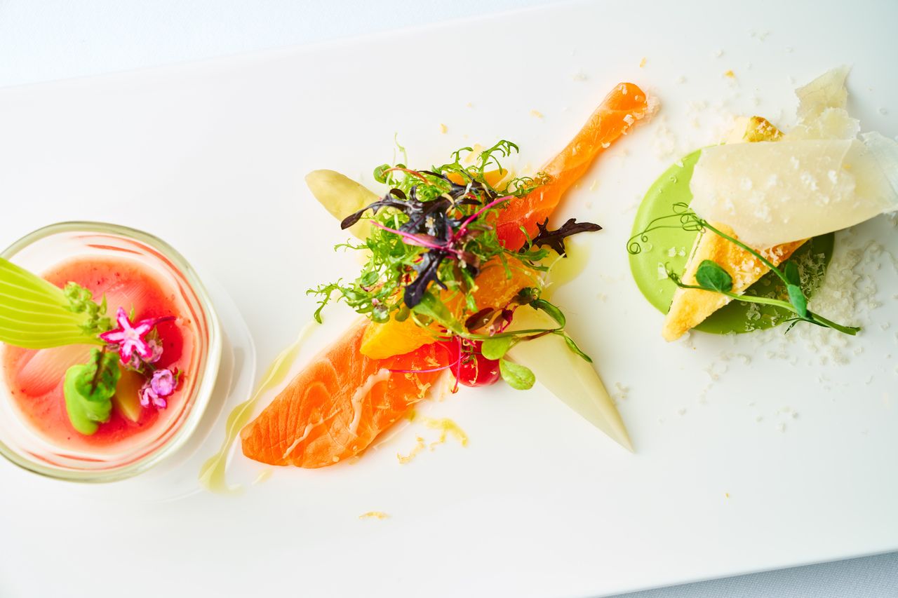 [Carpe Diem Plan Spring] Window seat + one drink of your choice