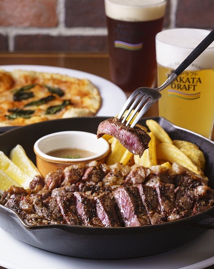 1ポンドリブロースステーキ　フライドポテト添え