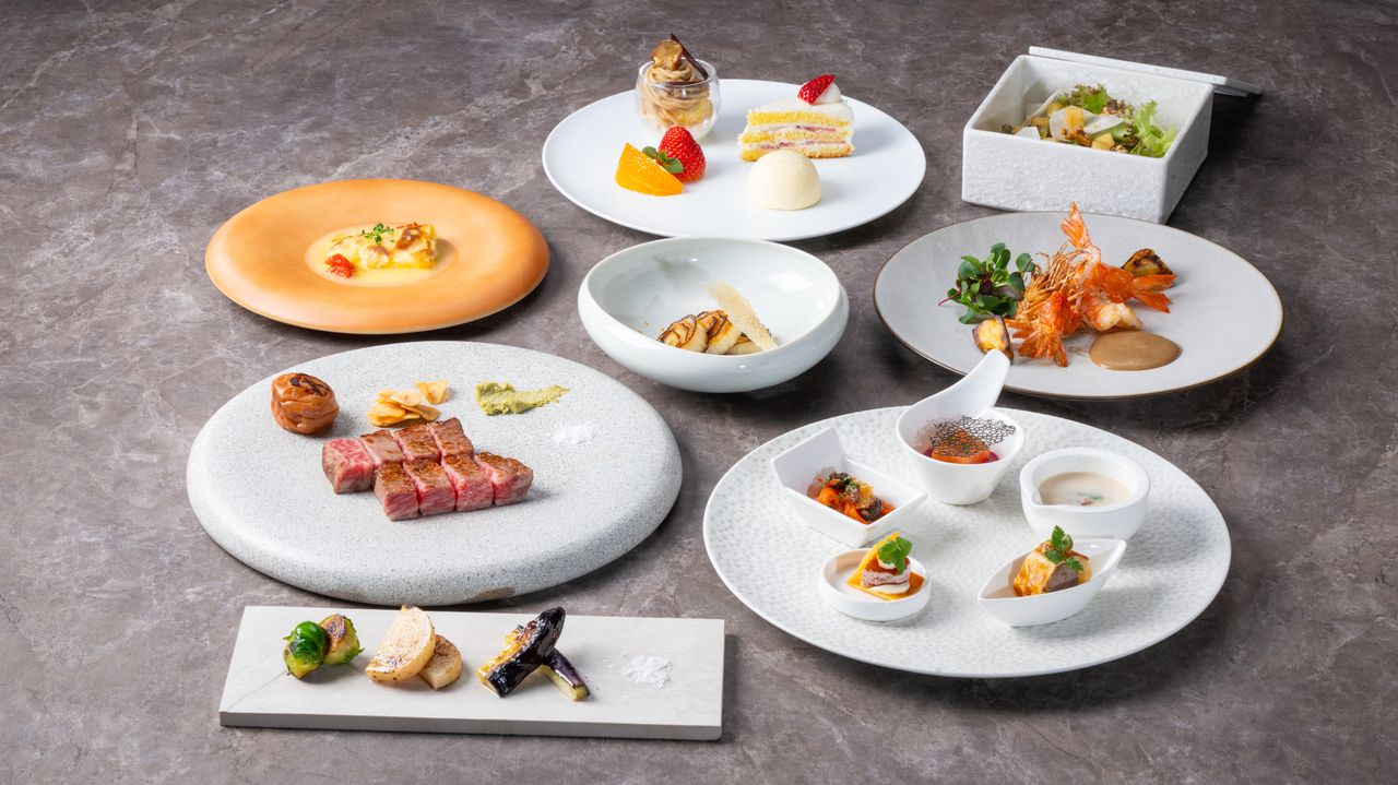 [Sui] A3 Rank Japanese Black Beef Teppanyaki Full Course with 11 Dishes (Weekday Only Plan)