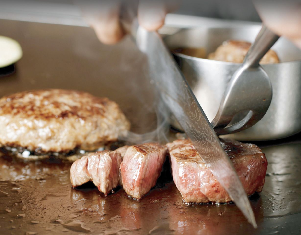 【ランチ限定】鉄板焼き最上級A５黒毛和牛ステーキ食べ放題