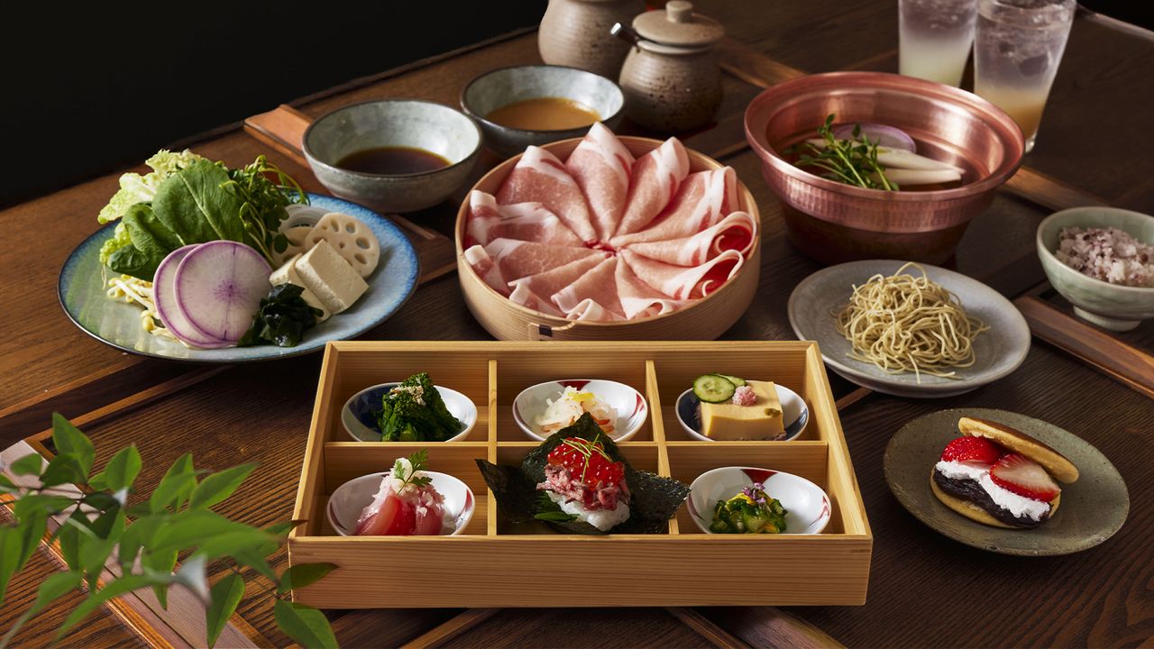 【山笑ふ 米澤豚しゃぶしゃぶコース】懐石六種ボックスとデザート付