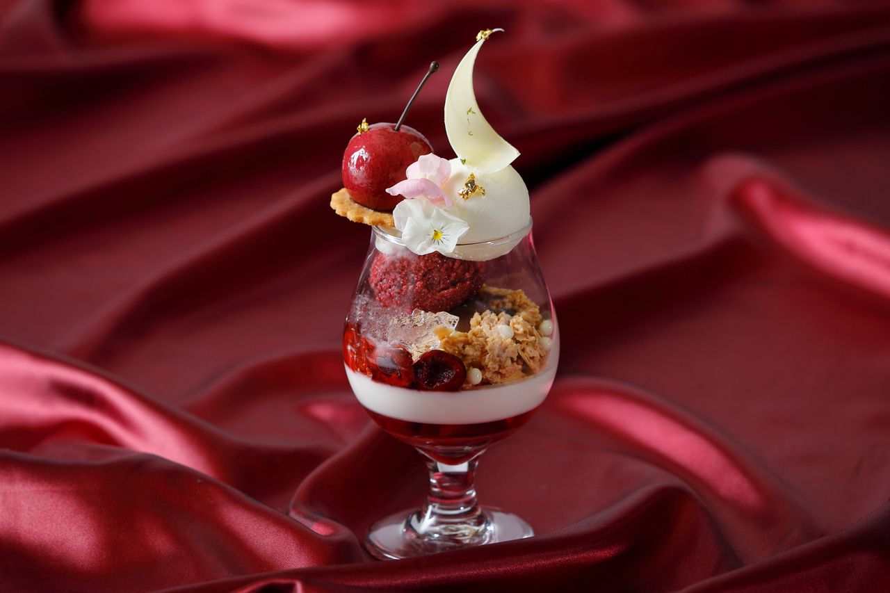 [June] Grindelwald Parfait ~Lady Cherry~ (with coffee or tea) - Available for online reservations only.
