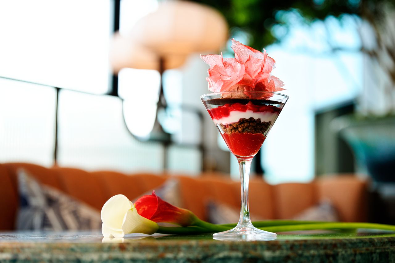    Afternoon Tea - Elegance in New York Mode