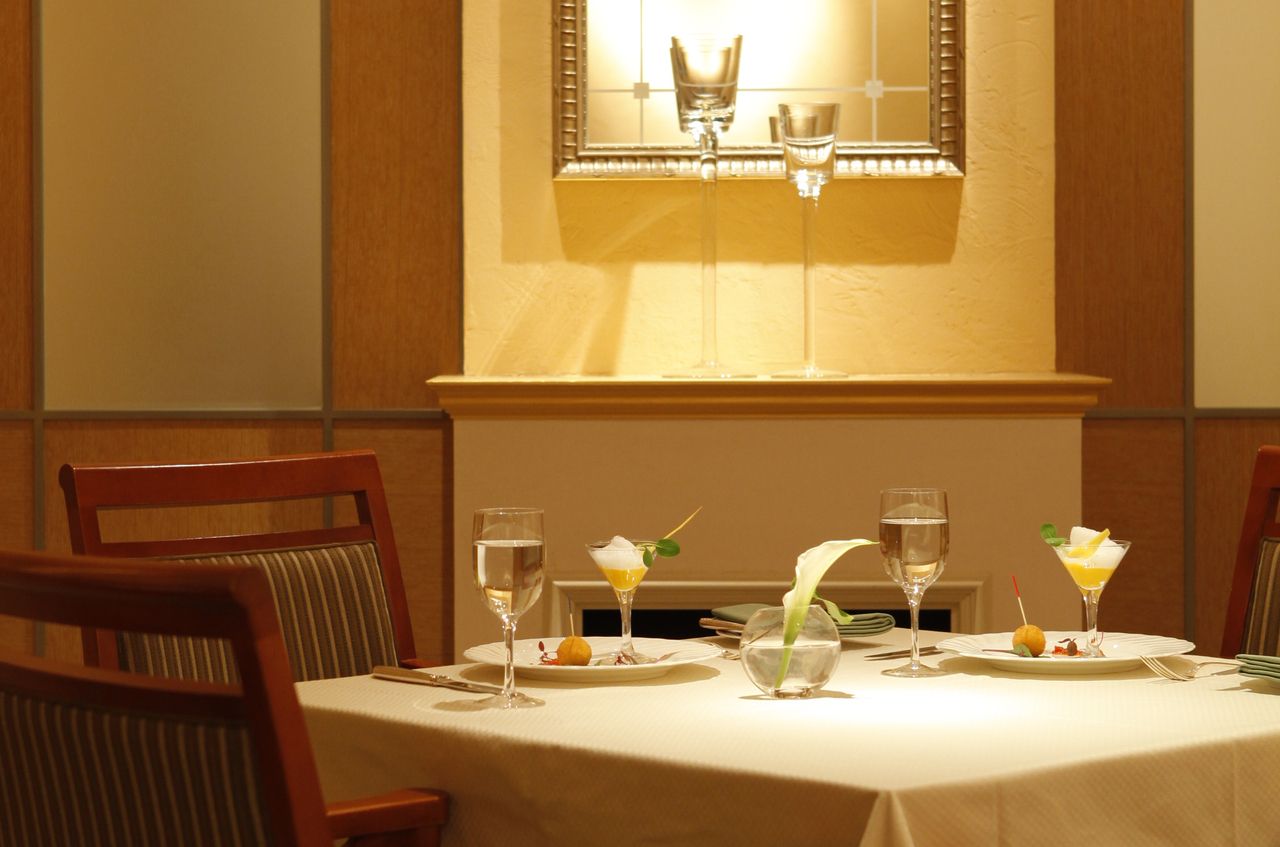 French cuisine. Recommended Golden Week lunch: "Familie - 1 main dish"