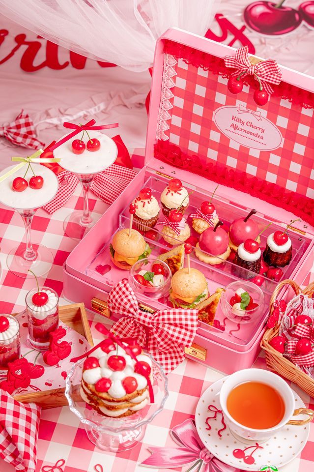 通常テーブル席🍒Cherry Afternoontea