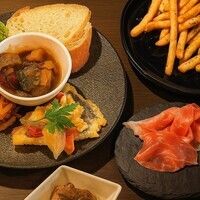 [Standard all-you-can-drink for 2 hours + 4 appetizers course]