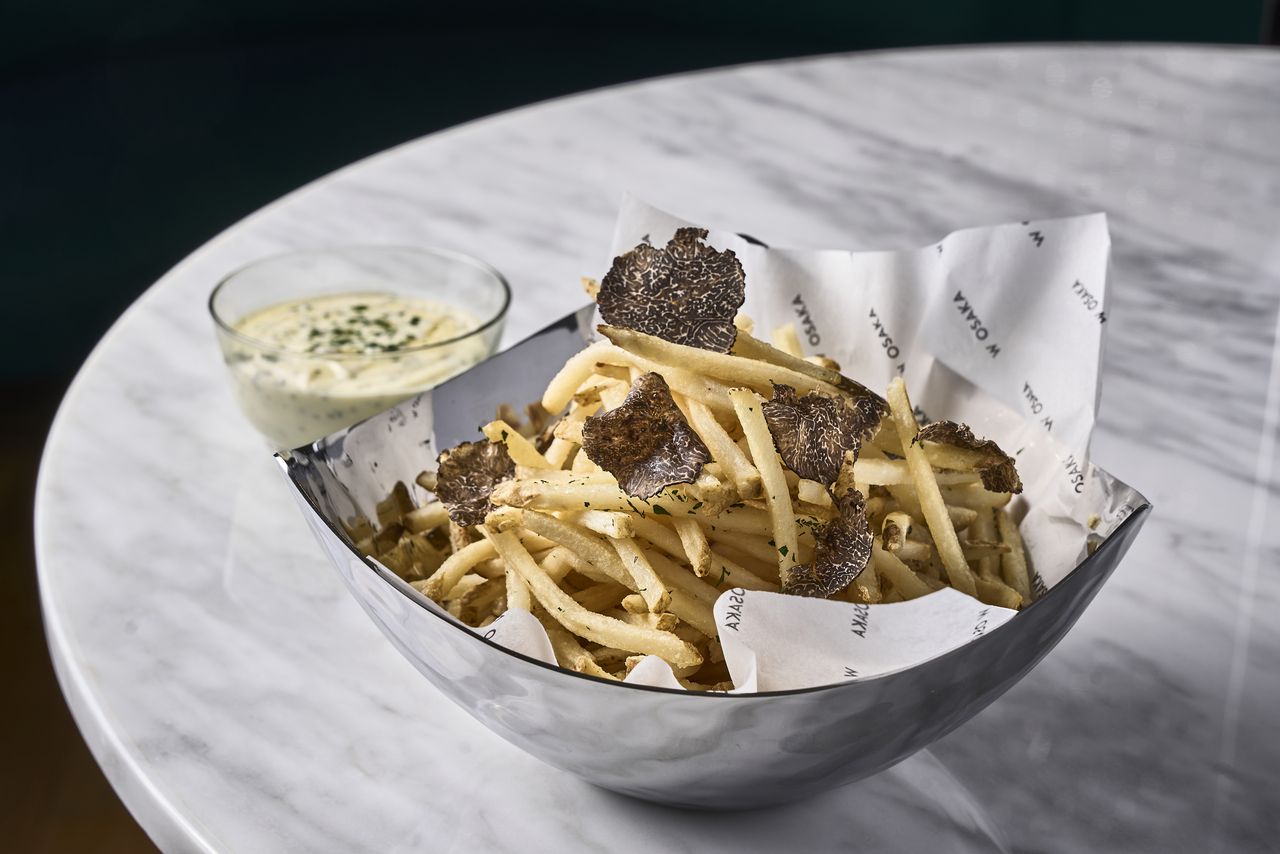 ※2-person plan [Truffle-flavored french fries with house truffle sauce / includes 1 drink]
