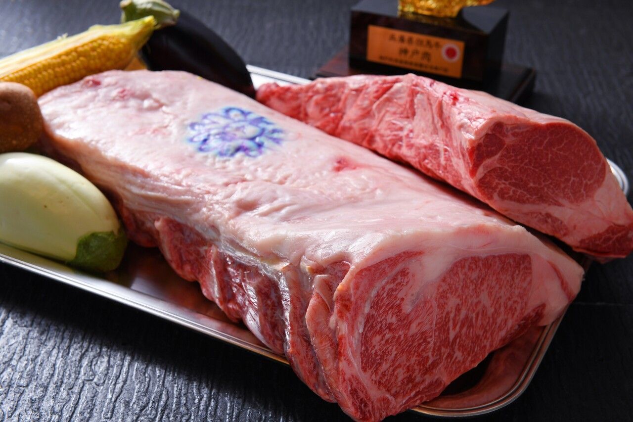 June onwards (weekends and holidays, lunch): Special Kobe Beef Course ◆ "Takumi" ◆