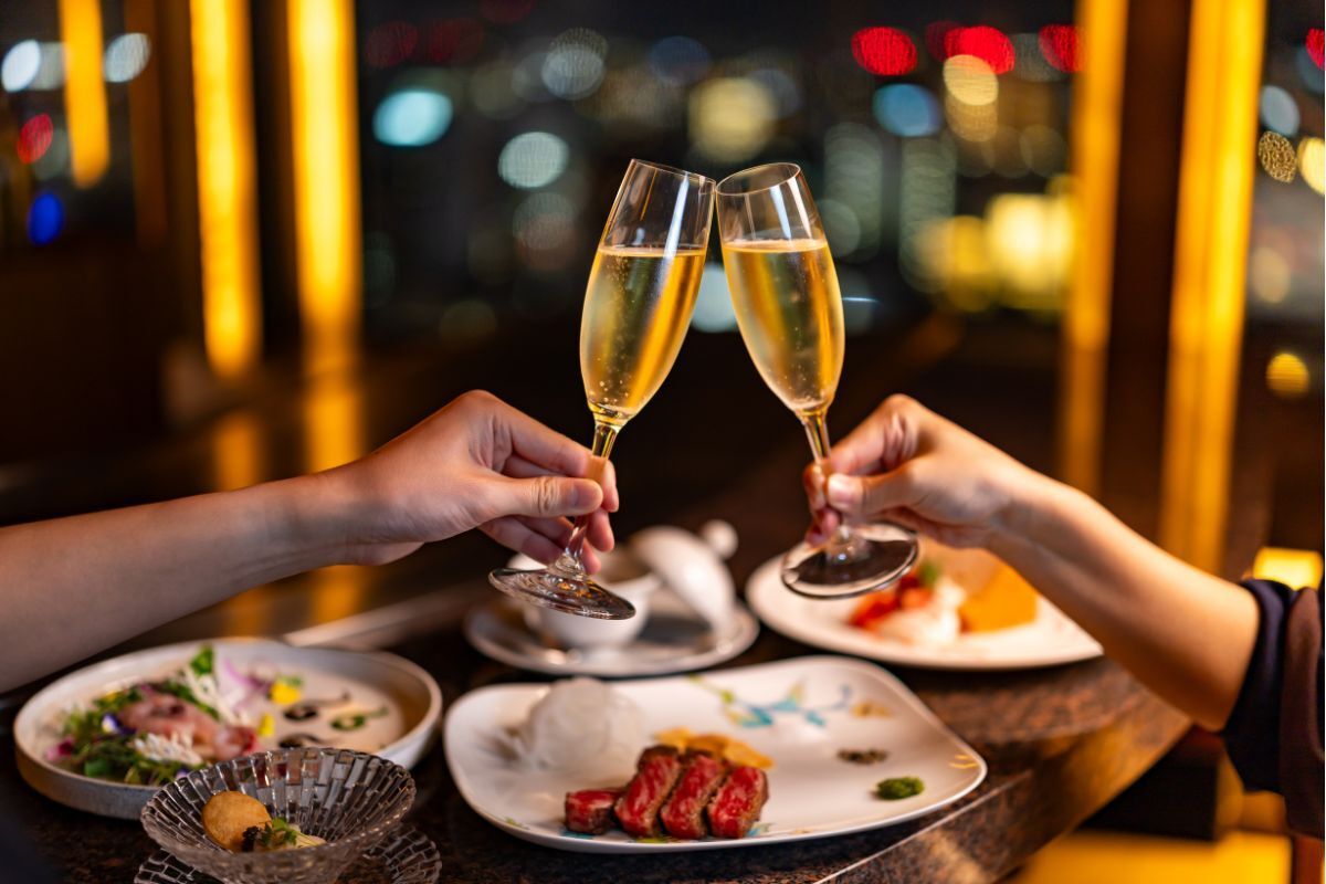 [Weekdays Only] Early Summer Special Couple's Dinner: ¥20,000 for 2 people