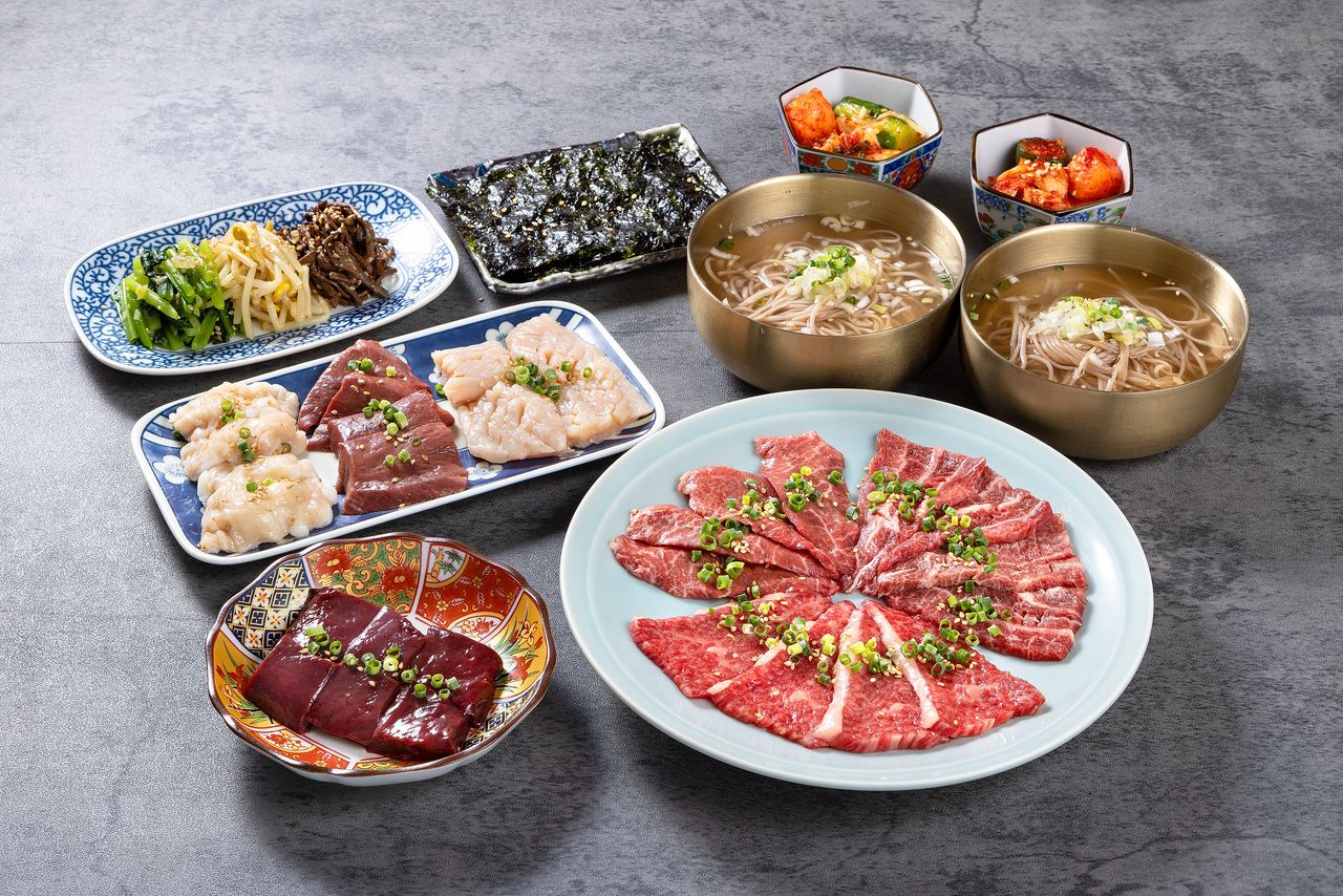 【下町コース】名物厚切り上レバーや冷麺など◎　厳選焼肉コース全11品　4500円(税込)