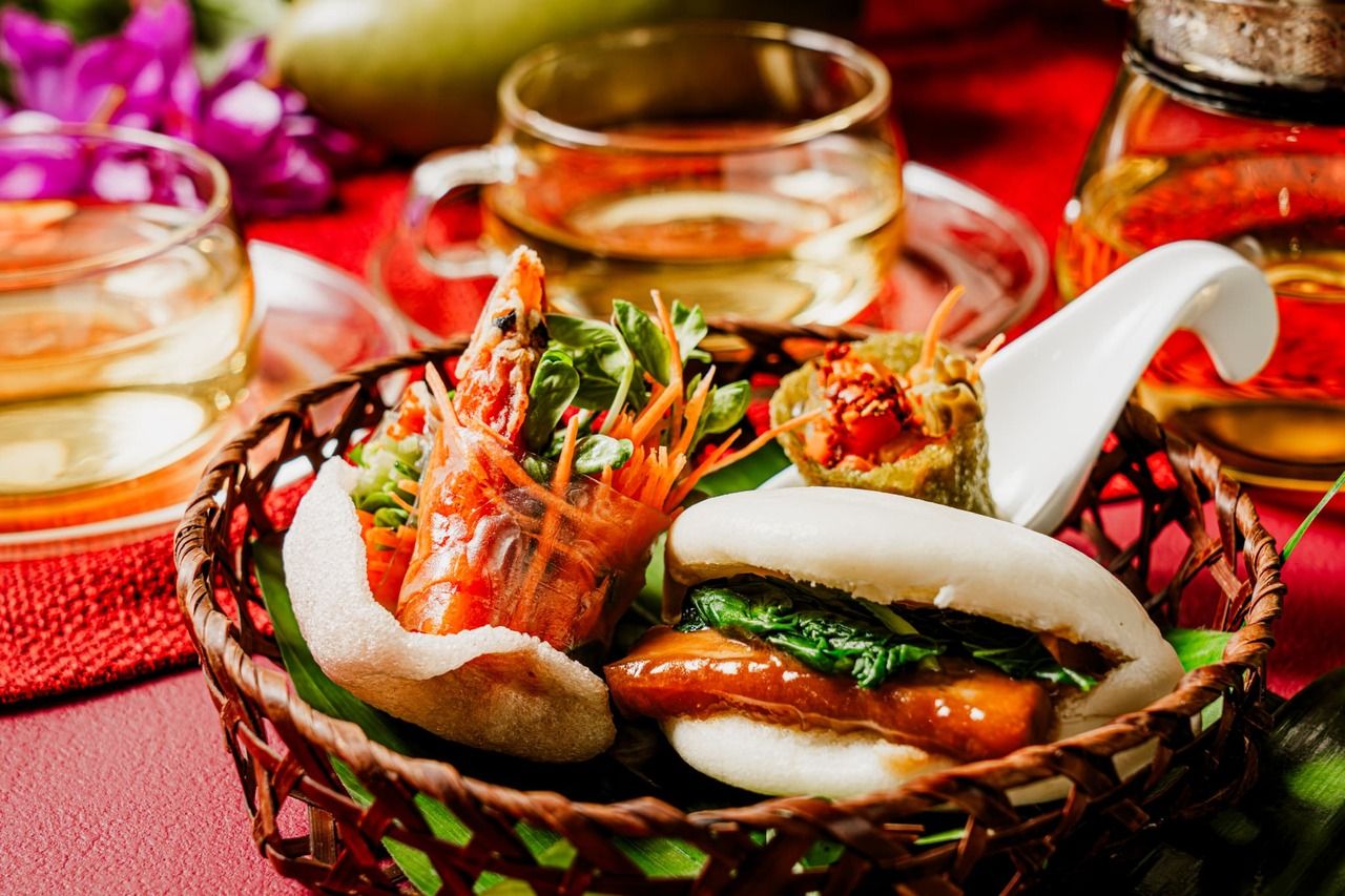 [Includes unlimited soft drinks] Asian Afternoon Tea Set