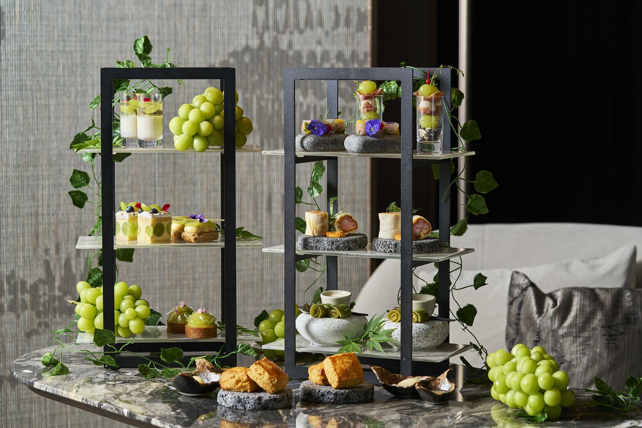 【Weekdays Only: 10% OFF】 Shine Muscat Afternoon Tea