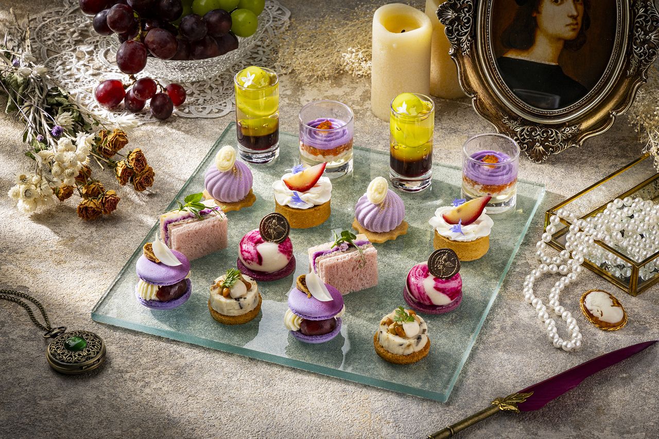 【Weekday Early Bird】Autumn Afternoon Tea with Conrad Bear