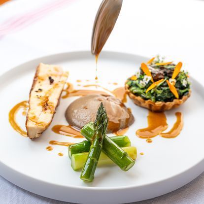Lunch Course: Le Menu Dégustation – Wine Pairing Course