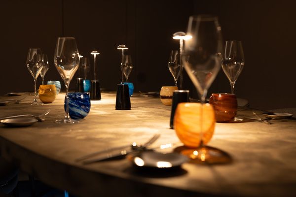 Table seats