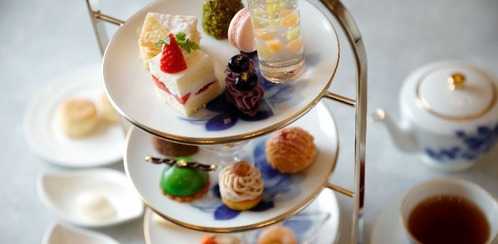 Tea Lounge “May Fair”