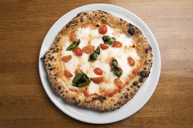 ピッツェリア　オステリア　カポ