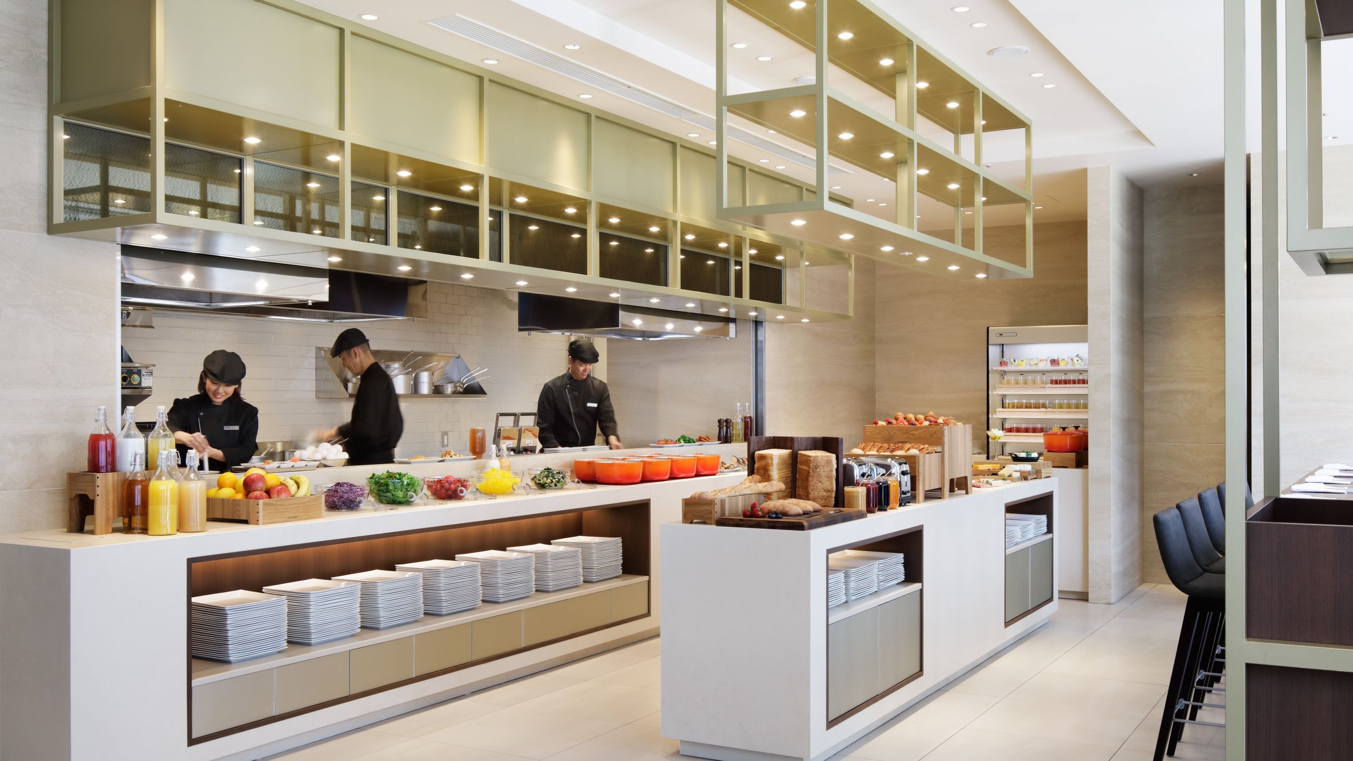 レストランSTITCH  / コートヤード・バイ・マリオット大阪本町