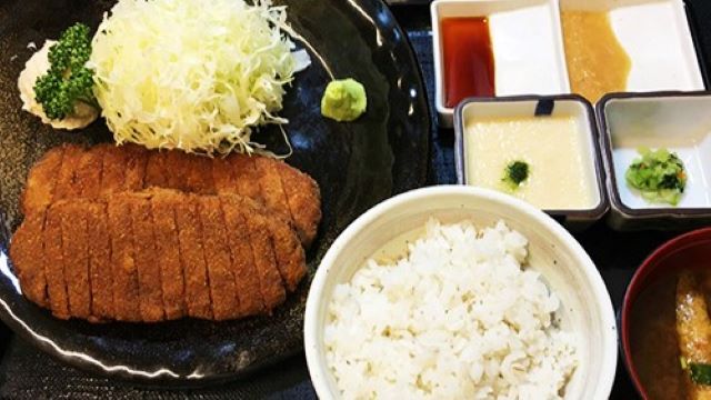 牛かつもと村　新宿本店