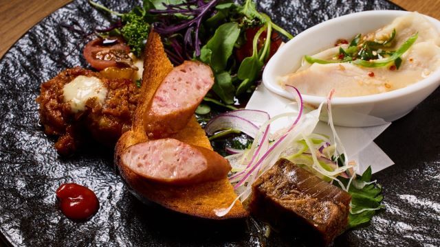 PRETTY PORK FACTORY & KATSU PRETTY PORK FACTORY (Harajuku)