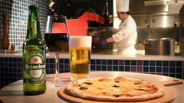 The Station Cafe Bar / Shinjuku Prince Hotel