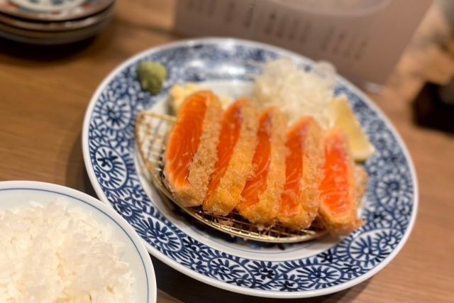 とんかつ あきら