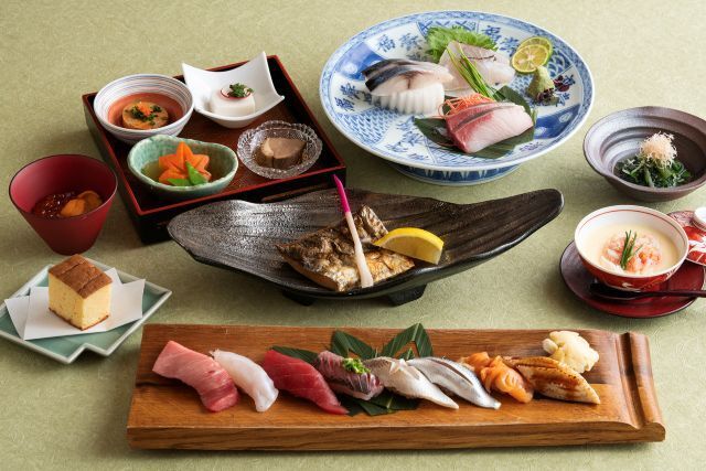 Japanese Restaurant HIRAKAWA / Teppanyaki YAMAHIKO / Sushi UMIHIKO