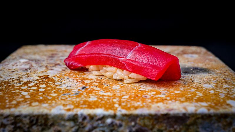 Stand-up restaurant Sushiki.