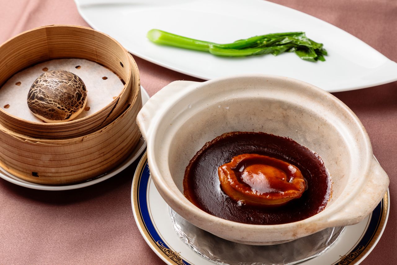 The best sauce of Ezo abalone Stewed in a clay pot