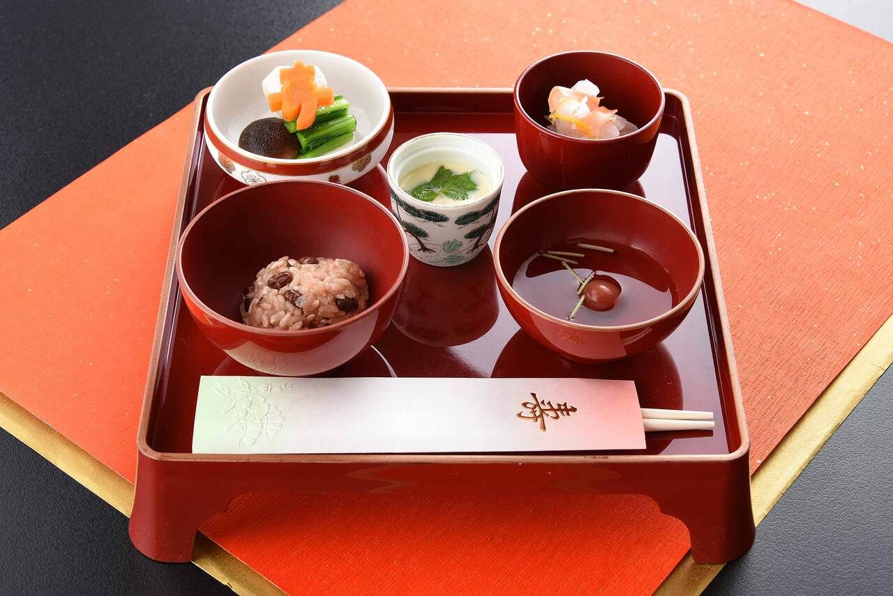 お食い初め膳(焼き鯛付)