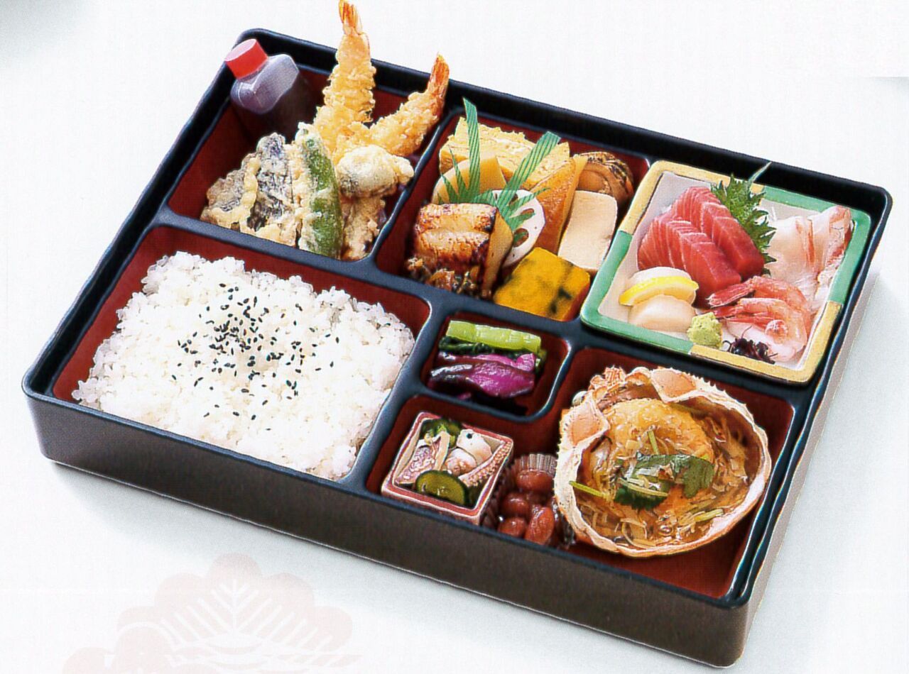 お弁当　特上　3,300