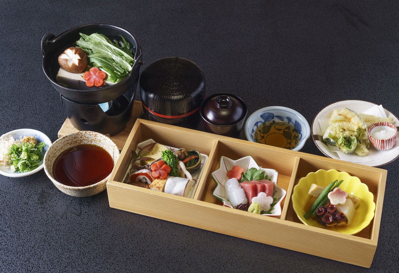 季節のお弁当（ゆどうふ付）ランチ