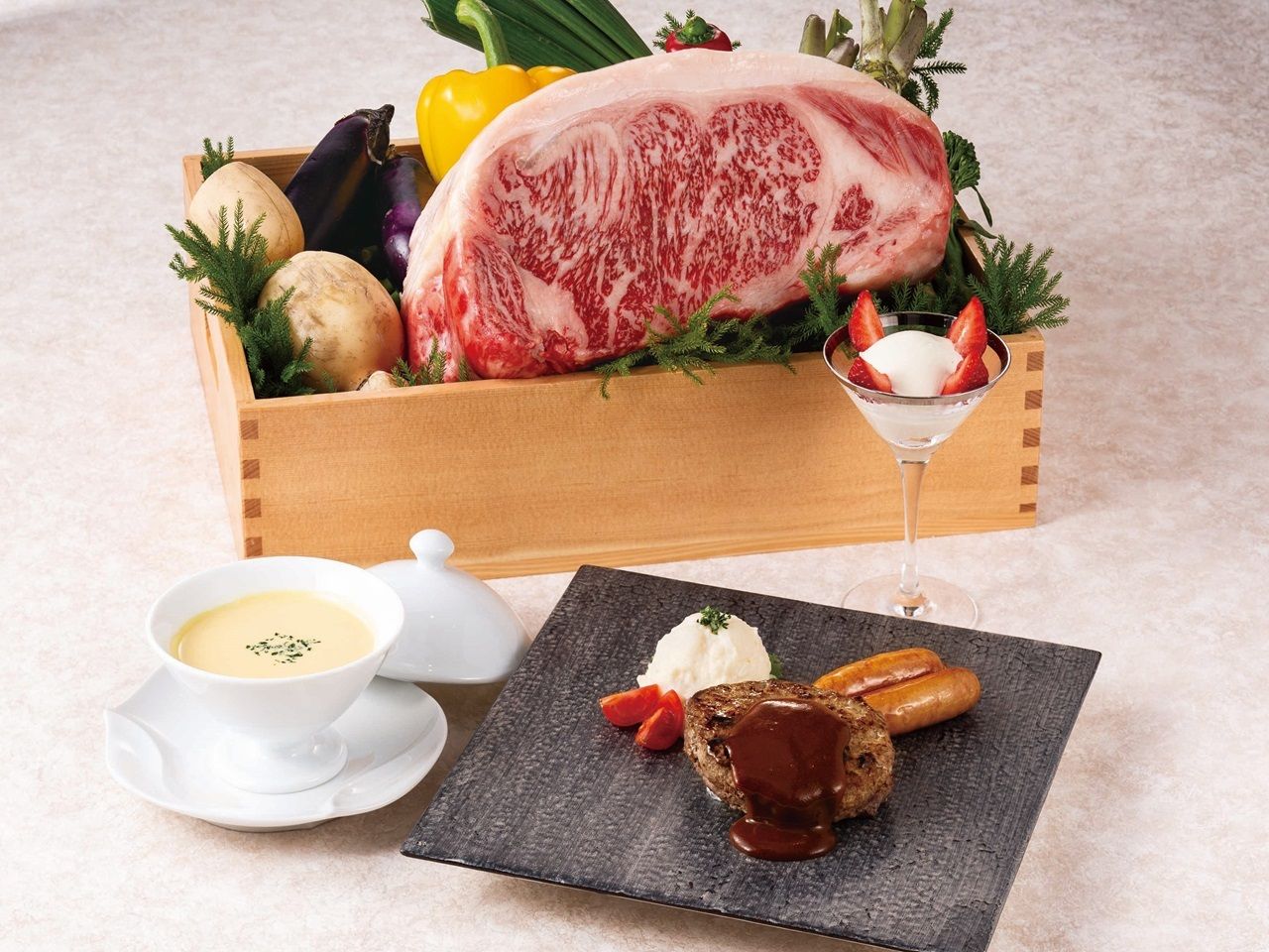 【お子様ランチ】〜東京ビーフのハンバーグステーキ含む全4品〜