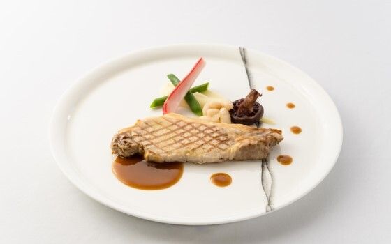 [优雅] 优雅<内桌座位> [EN-CN]