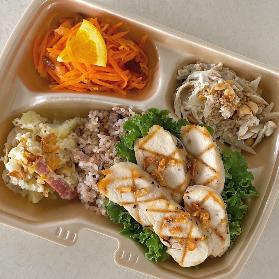 B BENTO チキングリル