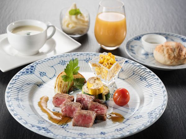 天使のコース 《ステーキ》（2歳くらいから）