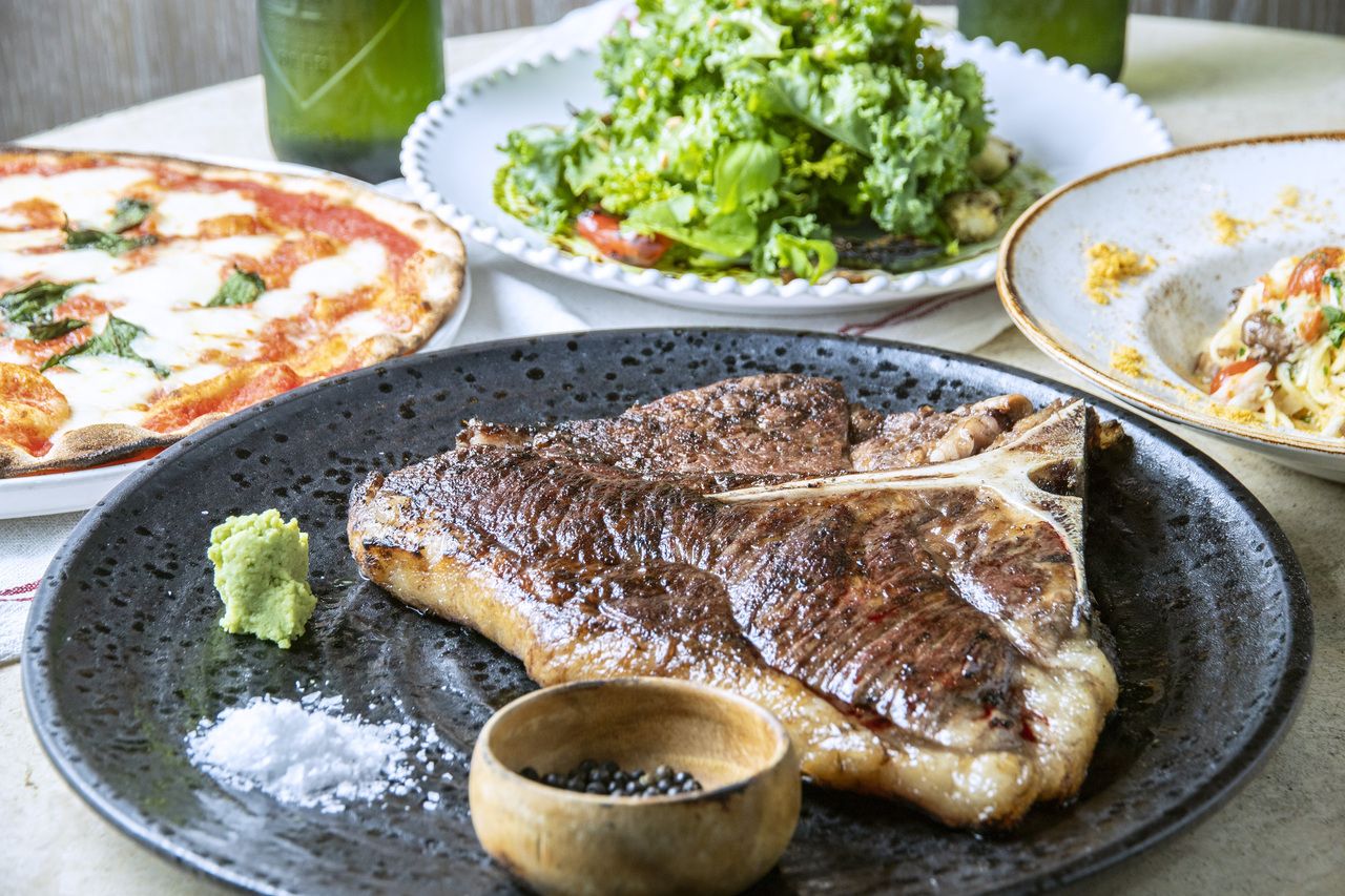 【メインは骨付き牛Tボーン！】プレミアムステーキプラン＋2時間飲み放題付