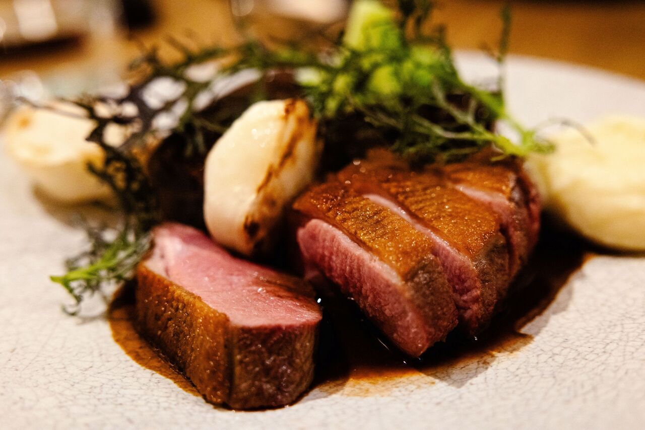 Formule festive (4 types de saké, taxes et service inclus) Idéale pour les grands groupes