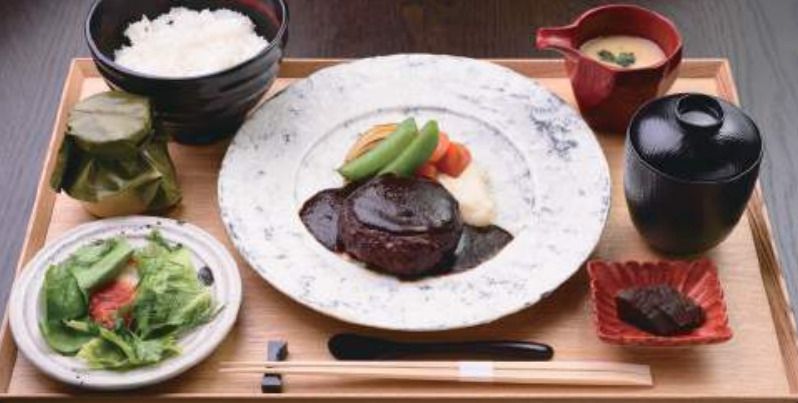 Homemade Stewed Hamburger Steak￥1,800