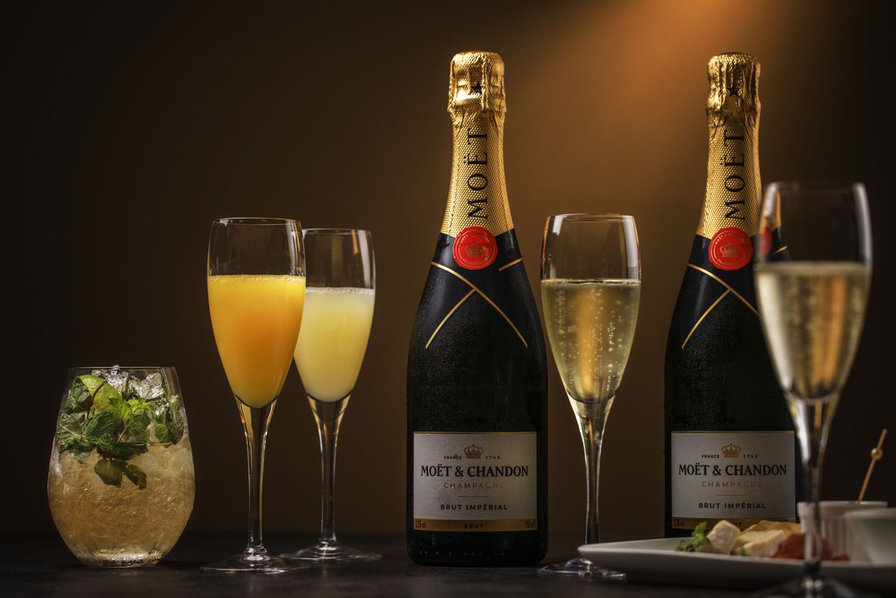 【シャンパンフリーフロー】※金曜日・土曜日　　　　　　　　JAZZ演奏19:00～/20:00～（各40分）