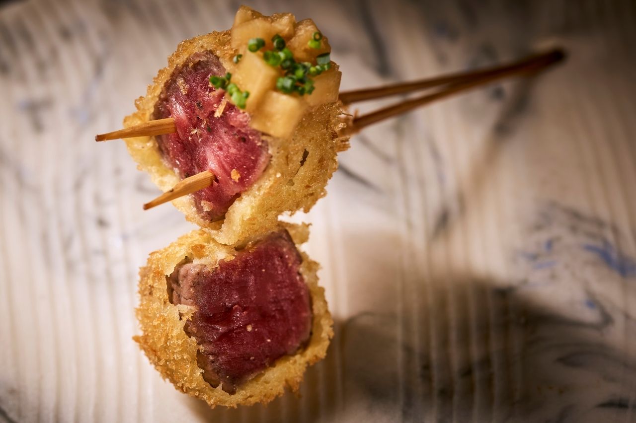 【炸串和时令菜肴套餐】 推荐可以享用时令菜肴和使用时令食材的串烧的套餐。