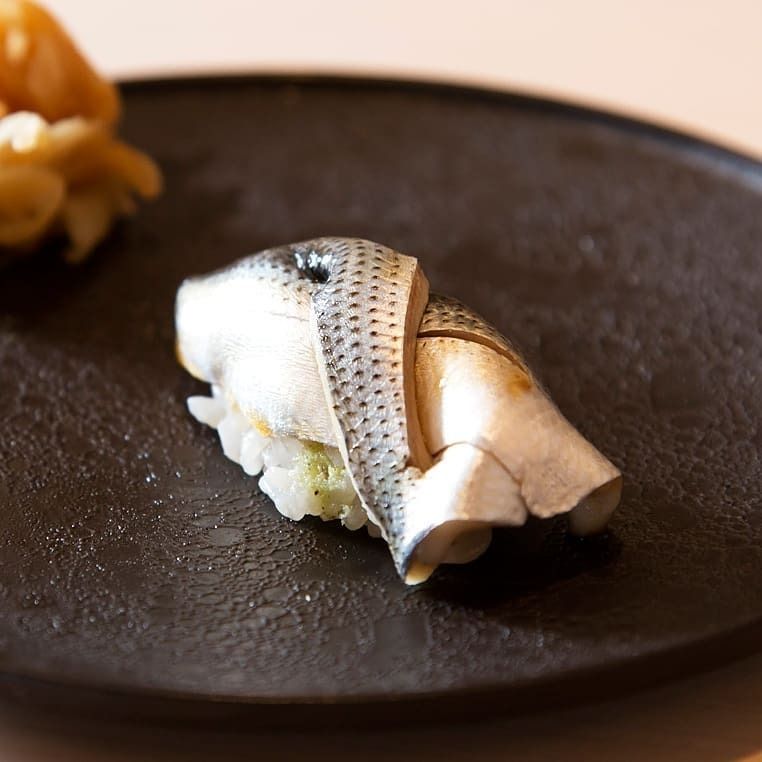 Dinner: "7 appetizers and 12 nigiri omakase course" from 27,280 yen