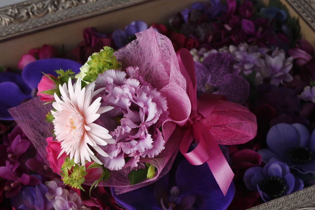 【オプション】パティスリーSATSUKIのケーキ＋ミニブーケ　ストロベリーショートケーキ（直径12㎝）(2日前までの予約制)