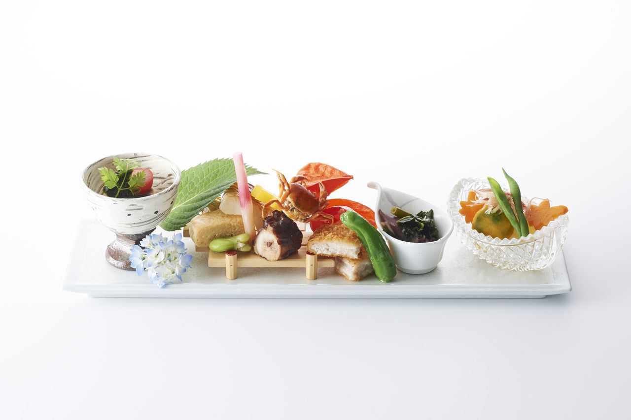 老舗料亭で愉しむ昼懐石～全6品～　5,720円(サ別)