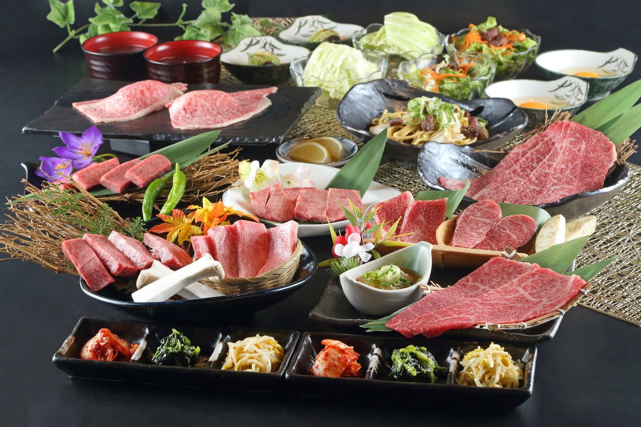 Special selected Kobe beef premium course consists of 16 dishes