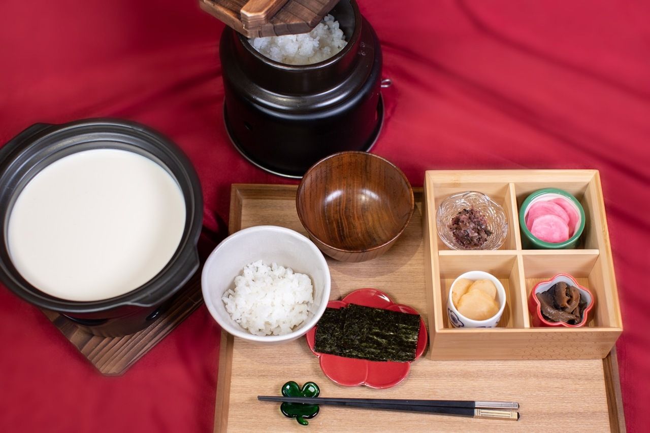 [Wednesday only] Morning Harmony: Gentle Stretch & Breakfast course